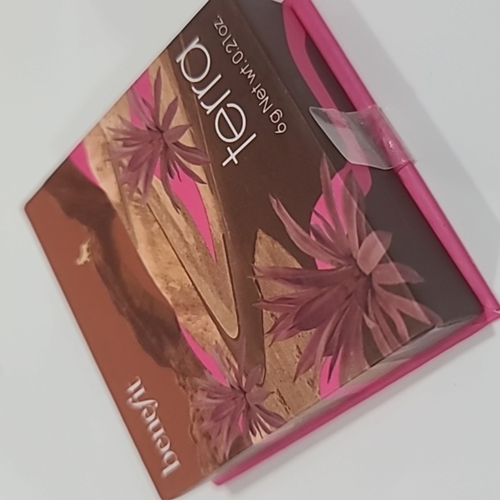 SALE!  ✅ Benefit #TERRA Silky-Soft Powder Blush ✨ NEW IN BOX